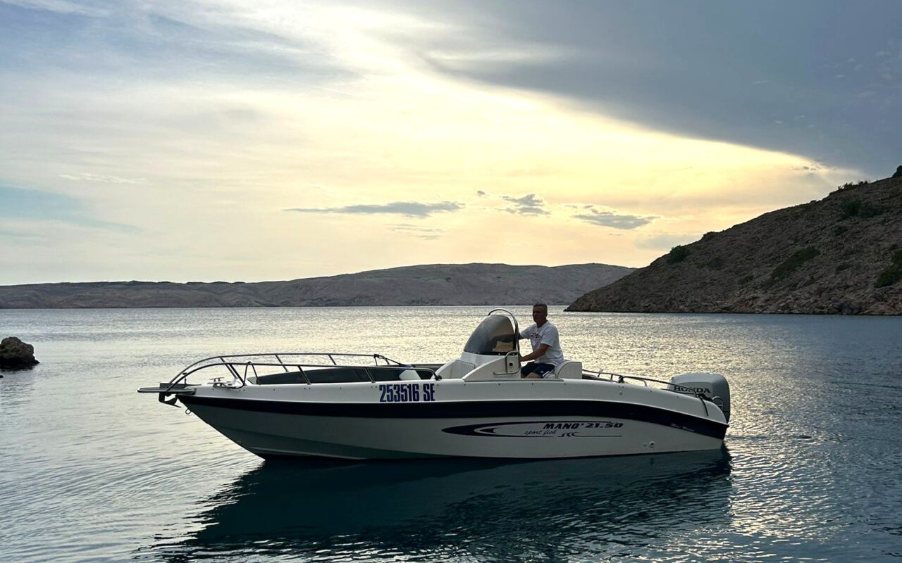 Rent-a-Boat-Senj-03