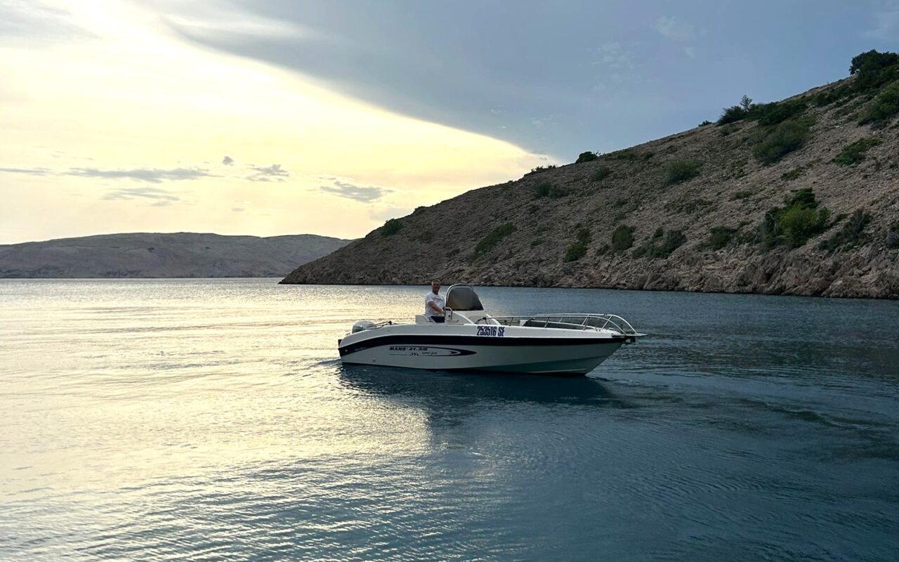 Rent-a-Boat-Senj-04